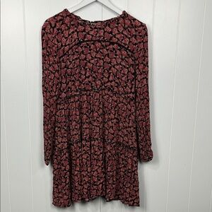 Knox Rose Womens Mini Dress M Black Red Floral Print Tier Ruffles Button Cuff